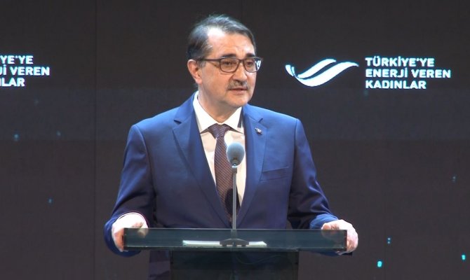 Bakan Dönmez: “Türkiye’nin En Büyük Projelerinde Kadınların Dokunuşunu Göreceksiniz”