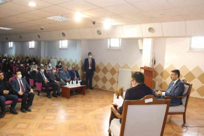 Vali Çelik: “Kütahya’yı Çok Seviyorum, Burada Olmaktan Mutluyum”