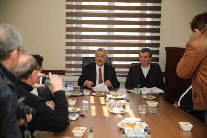 Ak Partili Nasır: "Millet Bahçesinin Yapılmasını Engellemeye Çalışanların Hevesi Kursağında Kalacak"