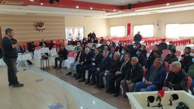 Bozdoğanlı Çiftçilere Modern Seracılık Anlatıldı