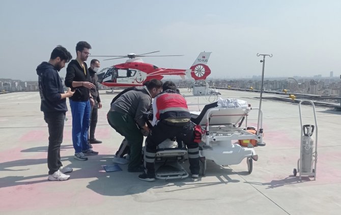 Ambulans Helikopteri Kalp Krizi Ve Epilepsi Nöbeti Geçiren Hastalar İçin Havalandı