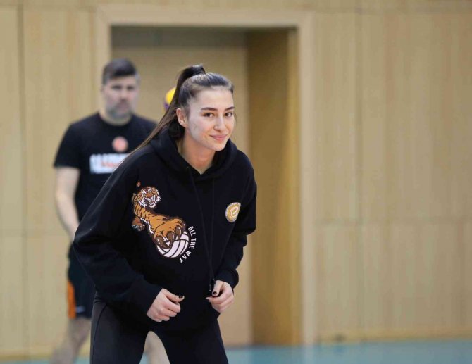 Eczacıbaşı Dynavit, Karayolları’nı Konuk Ediyor