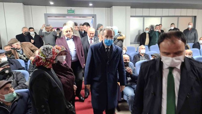Şahin: “ Başbakan Olacağım Diye Ortada Gezineceğine Yüreğin Yetiyorsa Cumhurbaşkanı Adayı Ol Tayyip Beyin Karşısına”