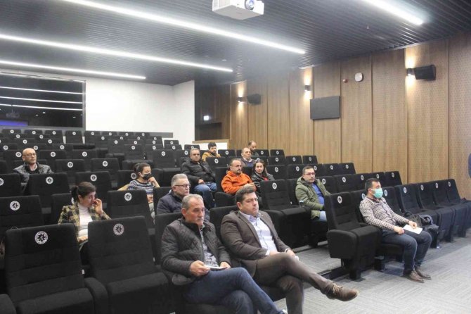 Denizli İş Dünyası Teknoloji Odaklı Sanayi Hamlesi Hakkında Bilgilendirildi