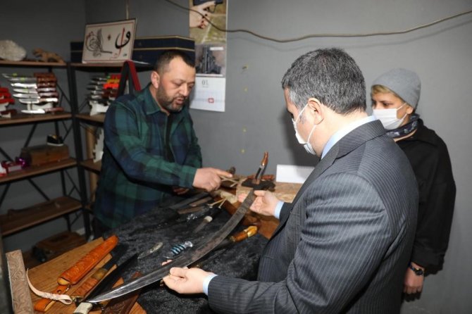 Vali Atay’dan Usta Ellere Ziyaret