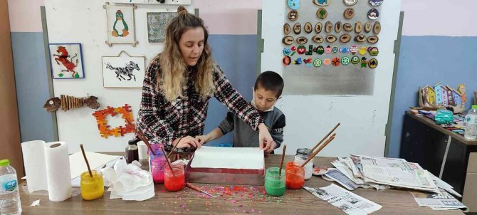 Öğrenciler Becerilerini Geliştiriyor