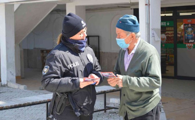 Polisten Dolandırıcılara Karşı Broşürlü Uyarı