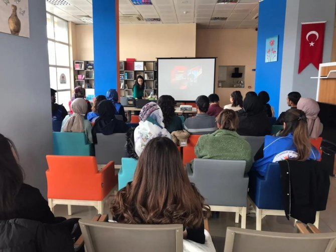 Gençler Kumar Ve Tütün Bağımlılığına Karşı Bilgilendirildi