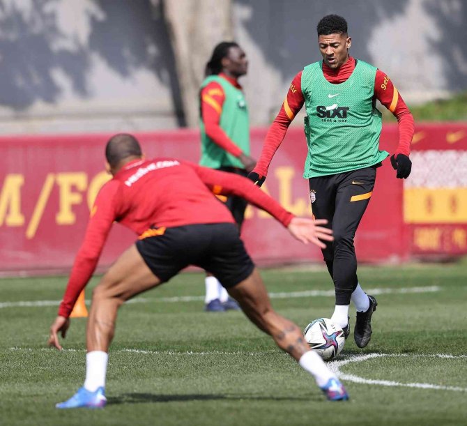 Galatasaray, Fatih Karagümrük Maçı Hazırlıklarına Devam Etti
