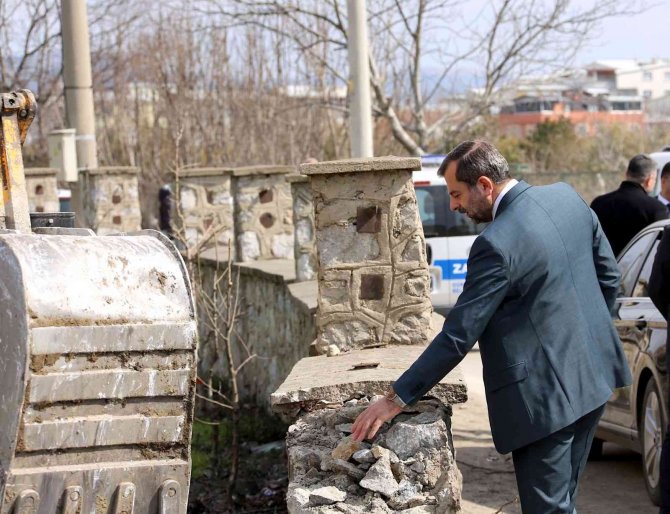 Gürsu’nun Hastane Yoluna Çağdaş Kimlik