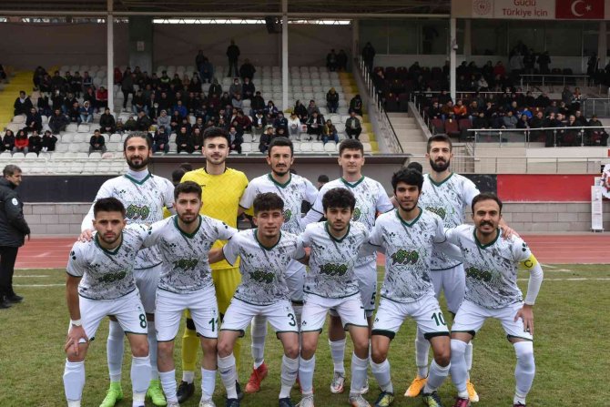 Kastamonu 1. Amatör Lig’de Tosyaspor Ormanspor’u 1-0 Yenerek Şampiyon Oldu