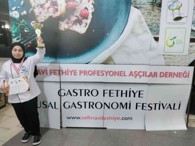 Kayü Aşçılık Programı Öğrencileri, Yemek Yarışmasında İ̇ki Klasman Birinciliği Kazandı