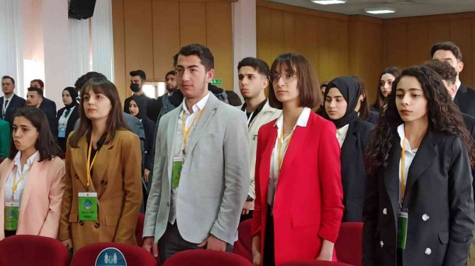 Hukuk Fakültesi Öğrencileri “Meclis Simülasyon” Etkinliği Yaptı