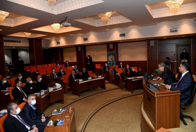 Vali Su: “Yanan Bölgelerden Daha Fazla Alanı Ağaçlandırdık”