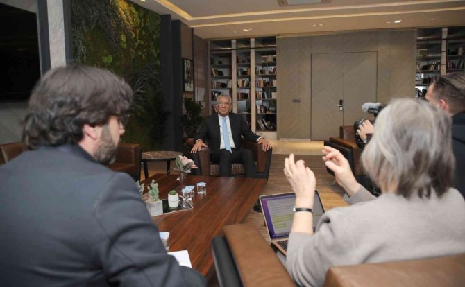 Başkan Tarhan, İ̇sveçli Gazeteci Hammergen İle Bir Araya Geldi