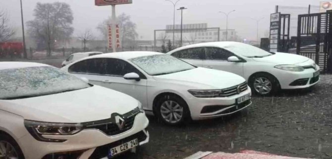 Gaziantep’te Kar Yağışı Sürprizi