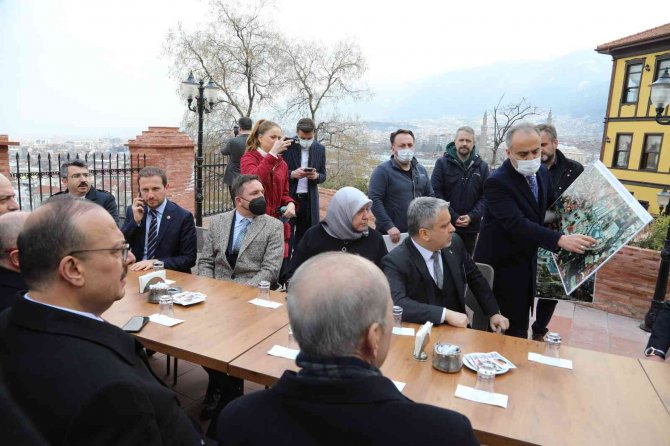 Numan Kurtulmuş’tan Bursa’da Tarih Turu