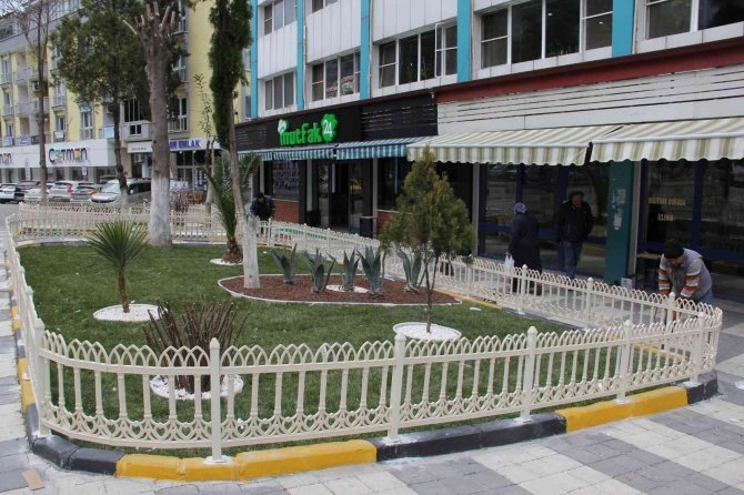 Soma Peyzaj Çalışmaları İle Güzelleşiyor