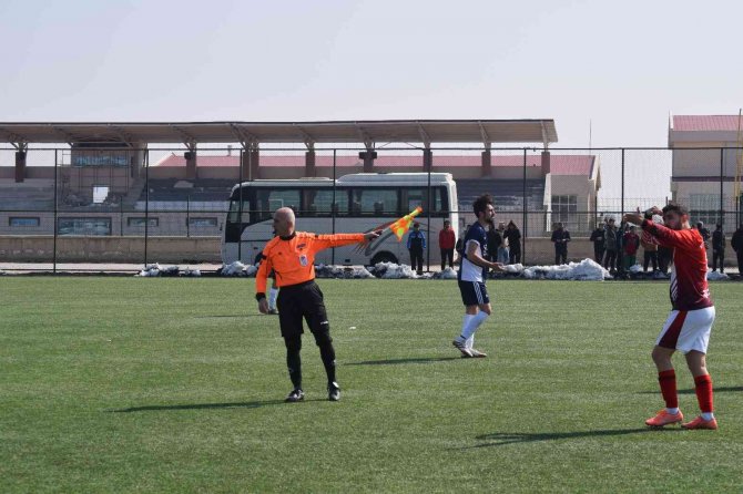 Türkiye İ̇şitme Engelliler Futbol Takımı Afyonkarahisar’da Kampta