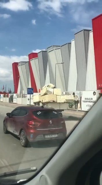 Bursa’da Trafikte Tehlikeli Taşımacılık