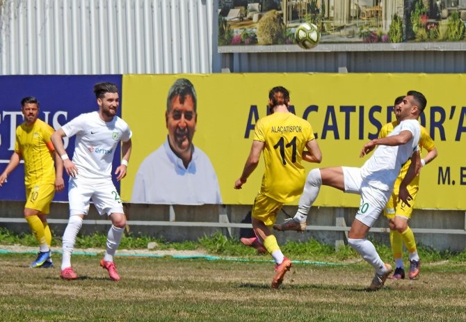 Alaçatıspor, Sahasında Golsüz Berabere Kaldı