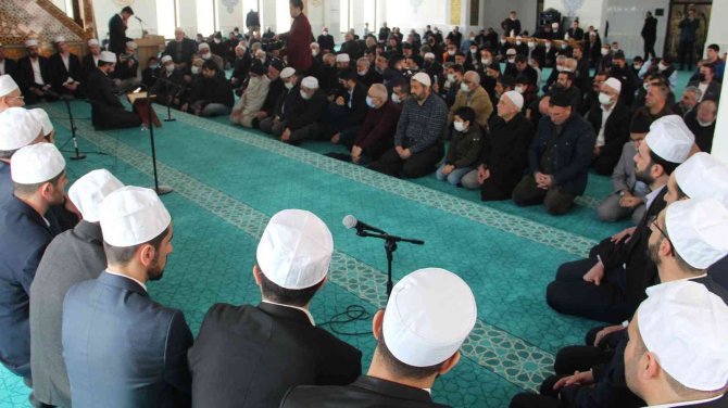 Elazığ’da 34 İmam Hatip İçin İcazet Merasimi Düzenlendi