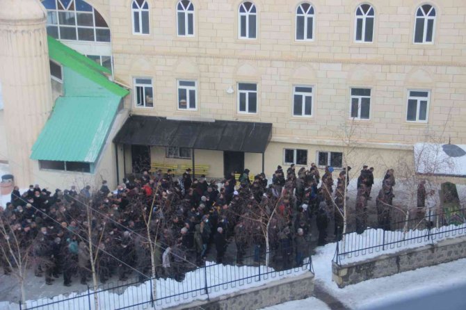 İ̇şinden İstifa Edip, Mal Varlığını Sattıktan Sonra Cinayeti İşlemiş