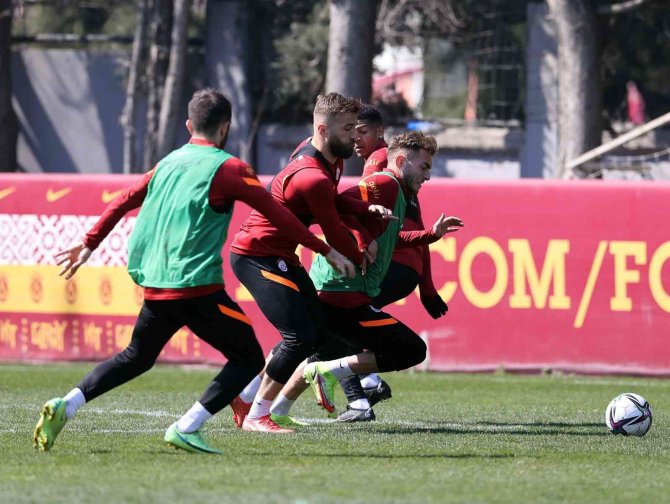 Galatasaray, Fatih Karagümrük Maçı Hazırlıklarını Sürdürdü