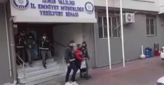 İ̇zmir’de Binlerce Lira Sahte Para Ele Geçirildi: 1 Tutuklama