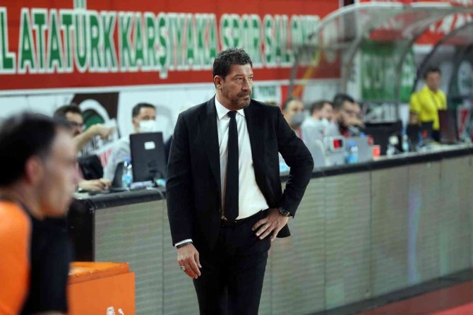 Ing Basketbol Süper Ligi: Pınar Karşıyaka: 74 - Fenerbahçe Beko: 72
