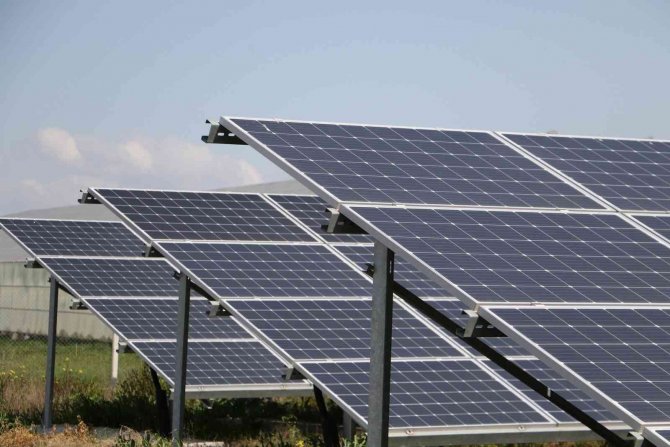 Minik Öğrenciler Maski̇’nin Çevreci Güneş Enerjisi Santralini Gezdi