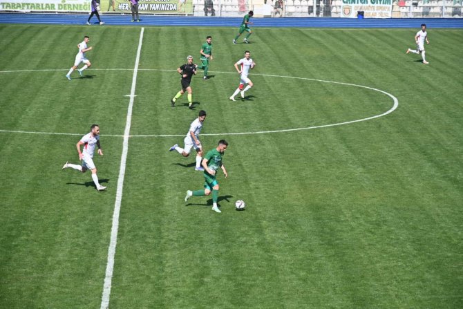 Tff 3. Lig: Osmaniyespor Fk: 0 - Bergama Belediyespor: 3