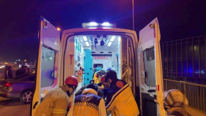 Pendik’te İki Araç Kafa Kafaya Çarpıştı: 1 Yaralı