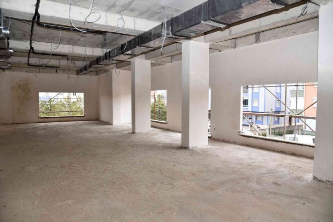 Selçuklu’da "Bedir Sağlık Ve Sosyal Tesisi"nde Çalışmalar Sürüyor