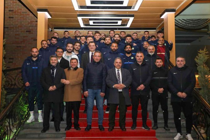 Başkan Yalçın Talasgücü Heyeti İle Bir Araya Geldi