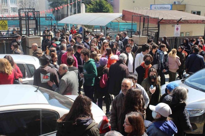 Yüzlerce Aday Askeri Öğrenci Olmak İçin Ter Döktü