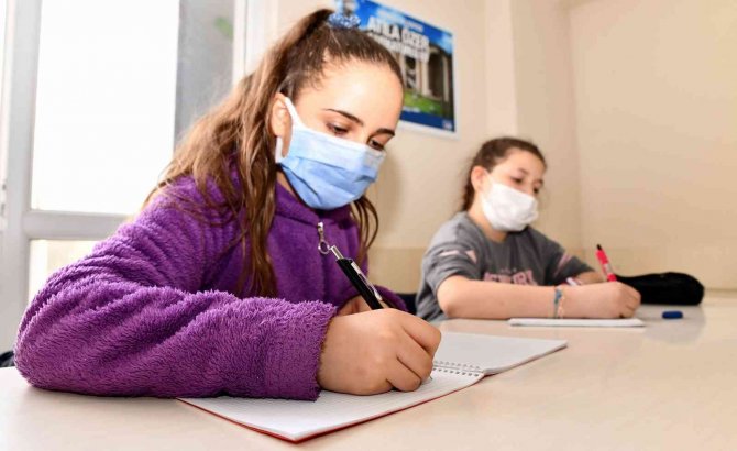 Matematik Kursuna Çocuklardan Yoğun İlgi