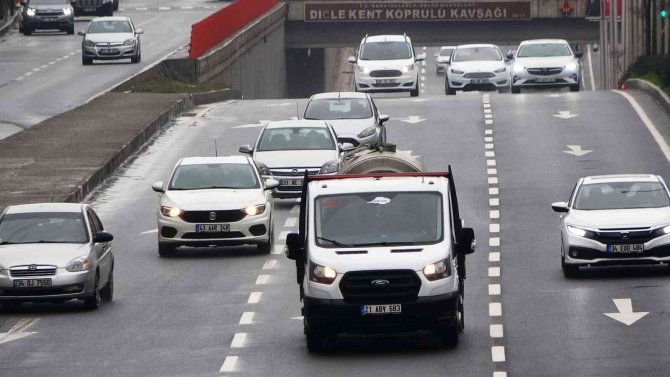 Yaşlı Araçların Egzozundan Çıkan Zehirli Dumanlar, Ölümcül Hastalıklara Yol Açıyor