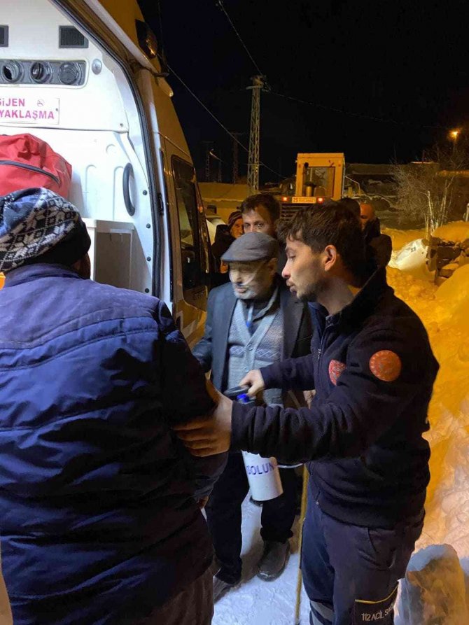Erzurum’da 325 Mahalleye Ulaşım Sağlanamıyor
