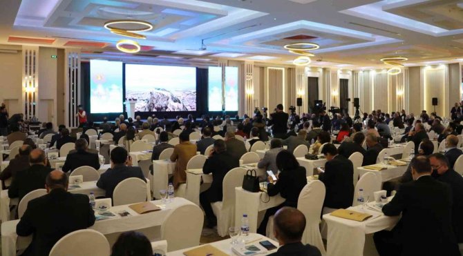 27 Ülkeden Katılımın Sağlandığı Gizemli Şehir Afyonkarahisar Yatırım Kongresi Başladı