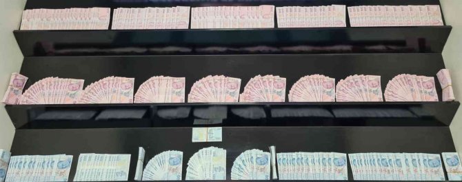 Çantasından 416 Bin Tl Sahte Para Çıktı “Buldum” Dedi
