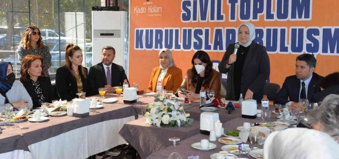 Ak Parti’li Keşir: "Kızların Yüzde 49’u Üniversiteye Erişiyor"