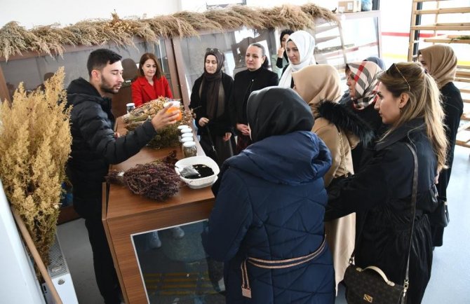 Başkan Eşleri, Hersek Lagününe Hayran Kaldı