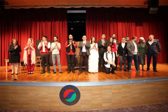 Antgi̇ad Ve Kepez Belediyesi İş Birliği İle Tiyatro Oyunu