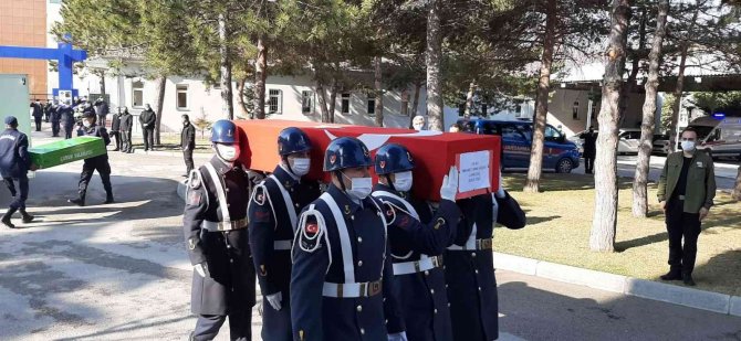 Kalbine Yenilen Astsubayın Naaşı Törenle Memleketine Gönderildi