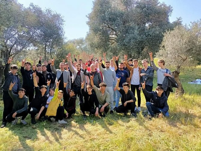 Aydın Ülkü Ocakları Doğa Yürüyüşüne Çıktı