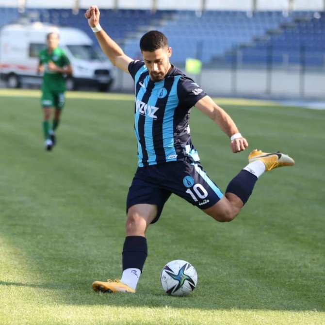 Belediye Kütahyasporlu Futbolcu Enes Nalbantoğlu Rekora Koşuyor