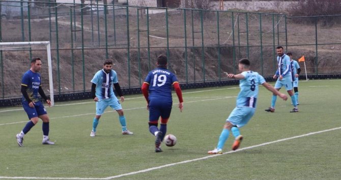 Söğütspor Ligde 101 Gol Atıp 5 Gol Yedi!