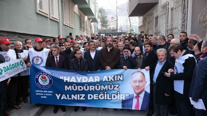 Bursa’da Görevinden Alınan Okul Müdürü Görevine İade Edildi