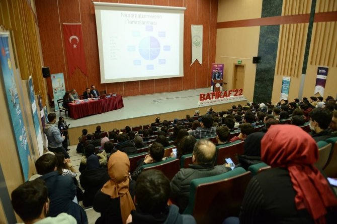 Bartın Üniversitesi Batı Karadeniz’in En Büyük Kariyer Fuarına Katıldı